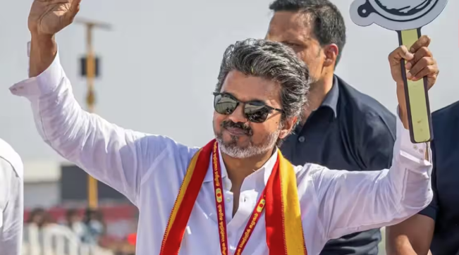 இடைத்தேர்தல் வெற்றி எதிரொலி: சட்டசபையில் த.வெ.க. பலம் 109 ஆக உயர்வு; பெரும்பான்மைக்கு இன்னும் 9 இடங்கள் தேவை!